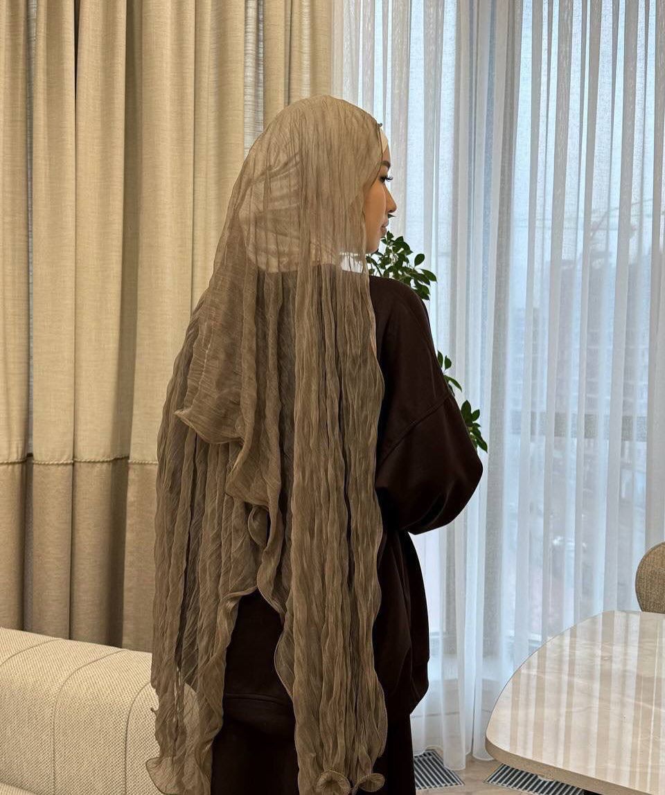 Nour Shimmer Wavy Hijab